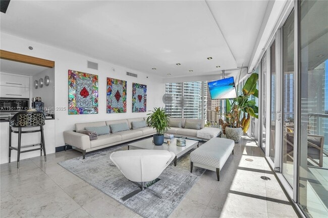 Photo - 465 Brickell Ave Unit 1001