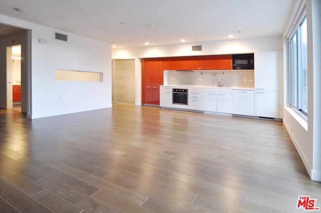 Photo - 901 Flower St Unit 709