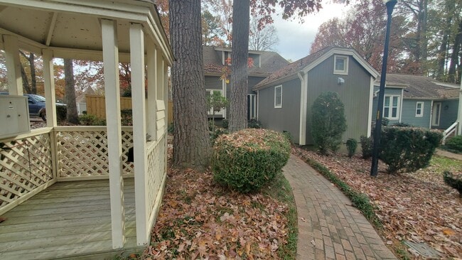 Photo - 5927 Sentinel Dr