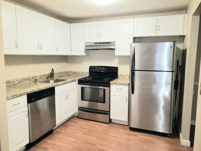 Photo - 130 English Village Rd Unit 302