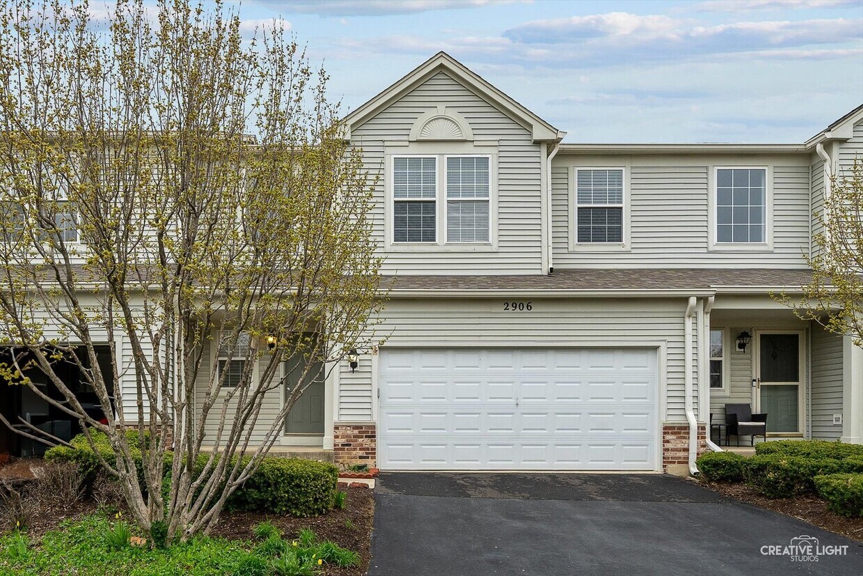 Photo - 2906 Peachtree Cir (Aurora, IL)