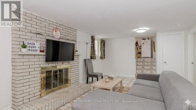 Photo - 32 Petunias Rd