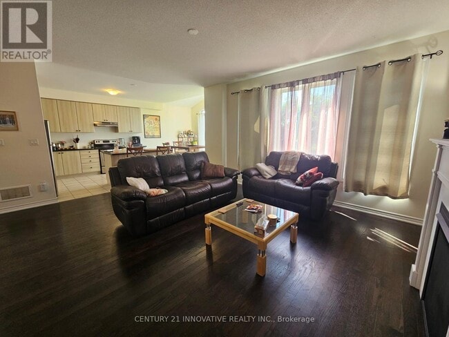 Photo - 219 Northglen Blvd