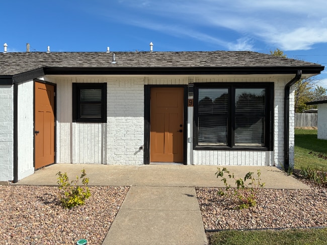 Photo - 501 S Cedar St