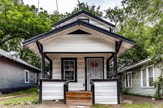 Photo - 631 Potomac St