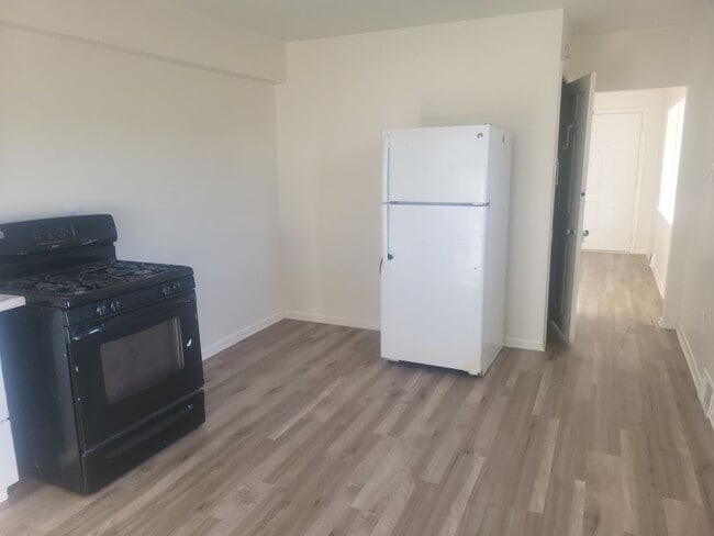 Photo - Newly Renovated 2 Bed, 1 Bath Home in Hazelwood - Available Immediately!