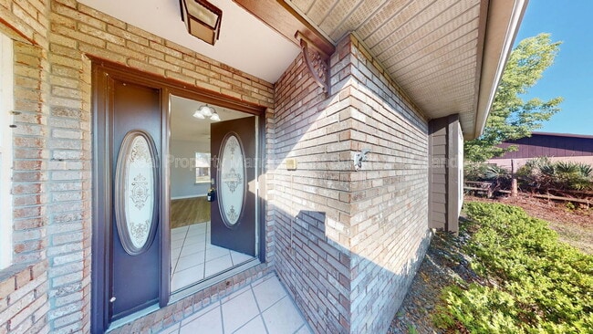 Building Photo - 1740 Whipple Dr