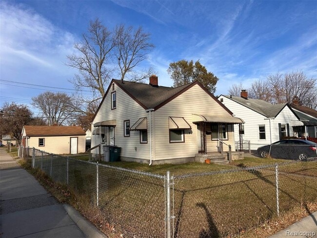 Photo - 110 Hamata Ave