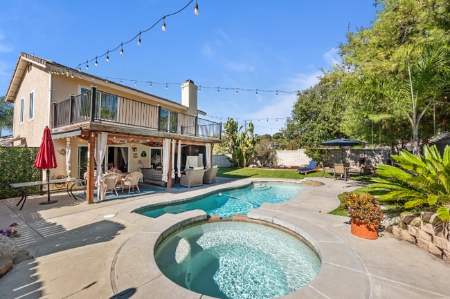 1298 Rachel Cir