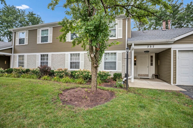 Building Photo - 737 Candleridge Ct Unit D2 Rental