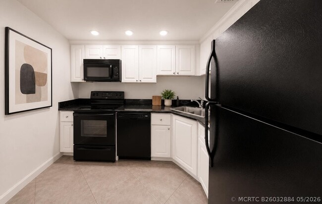 Photo - 3740 Inverrary Dr Unit 3g