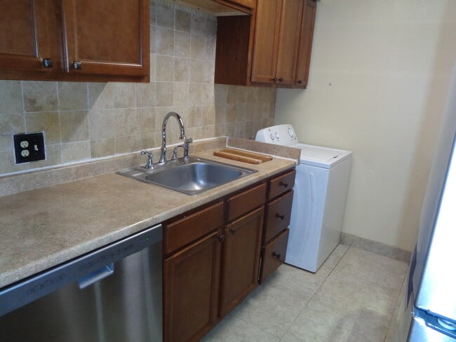 Photo - 755 Jennifer Jean Dr