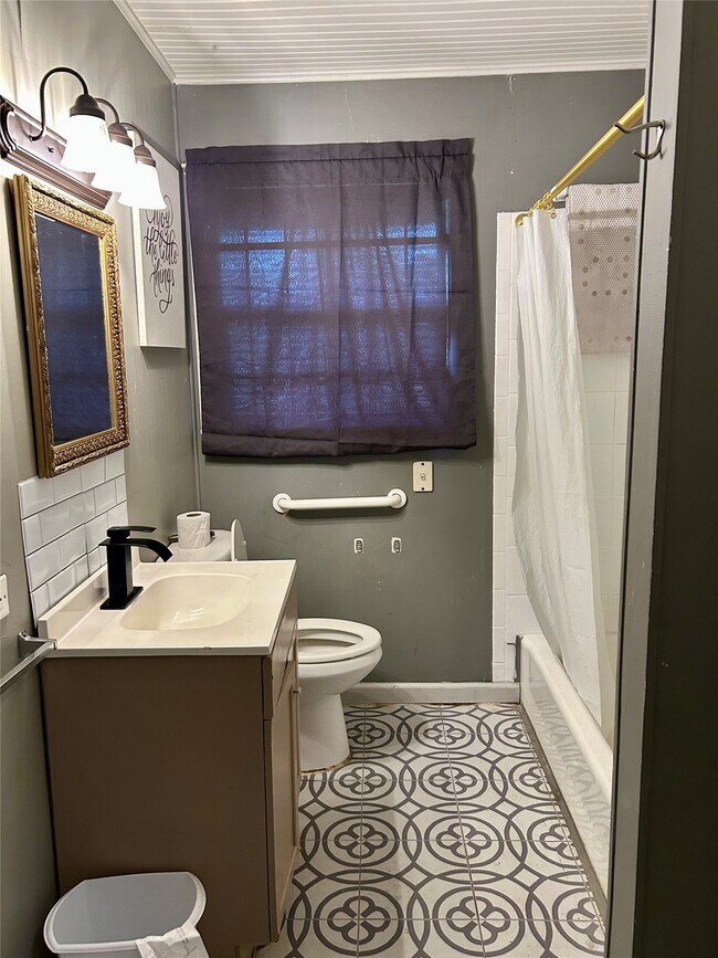 Photo - 3025 Chimira Ln