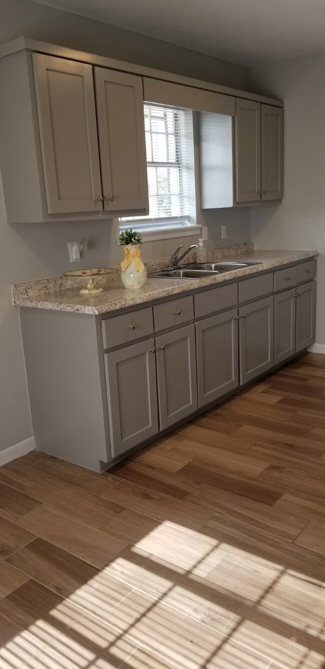 Photo - 2905 Highland Ave Unit 2