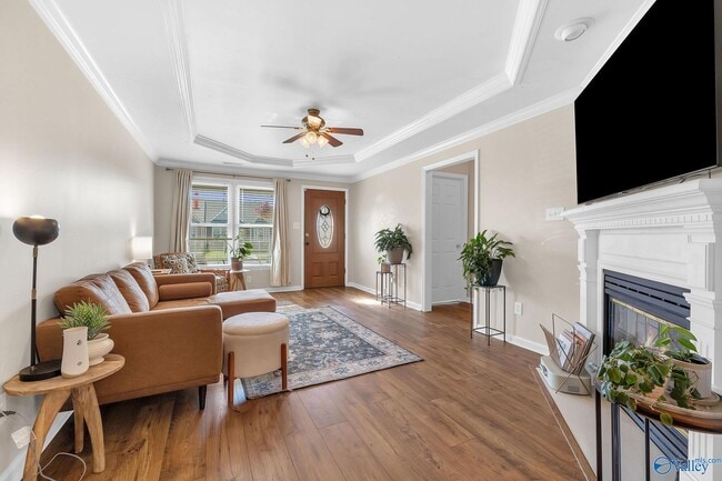 Photo - 1512 Forestview Dr SW