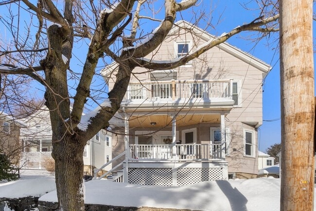 Building Photo - 97 Bow St Unit 2