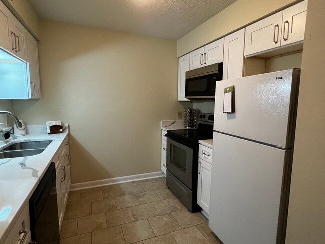 Photo - 3213 Heathstead Place