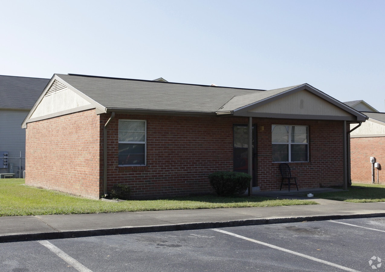 Photo - Cartersville Garden Apartments