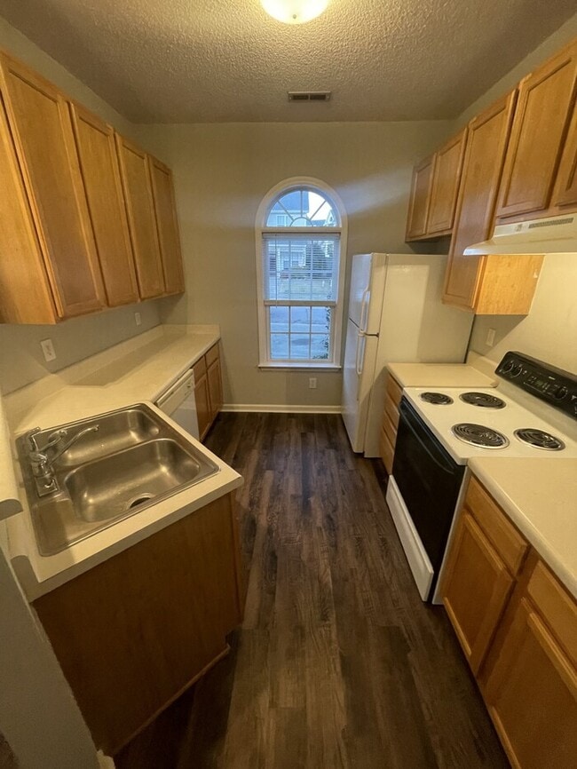 Photo - 3 bd 2 ba Ranch house