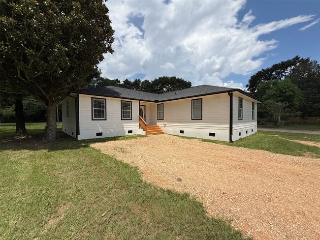 Building Photo - 24010 Perkins Rd Rental
