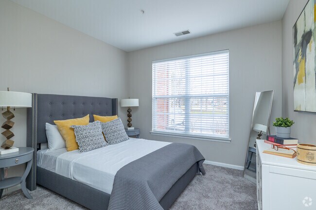 1BR, 1BA - 694SF - Bedroom - Ascend St. Charles