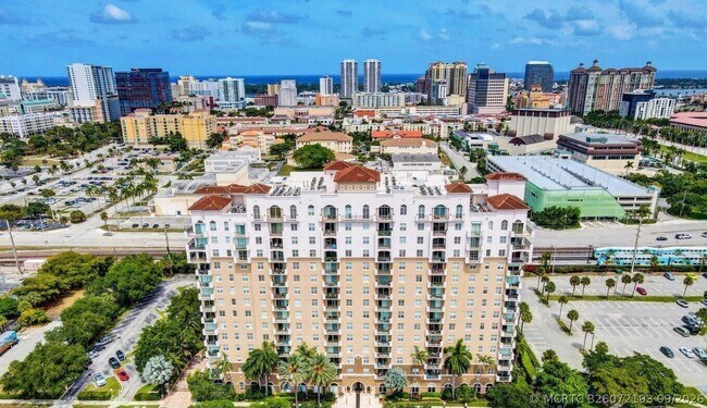 616 Clearwater Park Rd Unidad 602