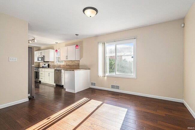 Photo - 714 S 27th St