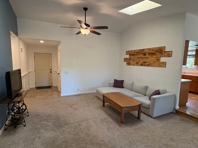 Photo - 1853 Marlene Ave