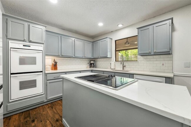 Photo - 118 Copperleaf Rd