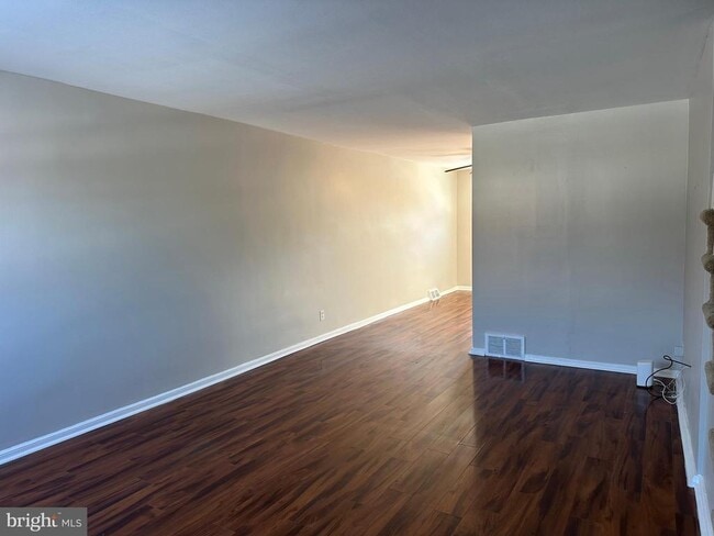 Photo - 1961 Carter Rd