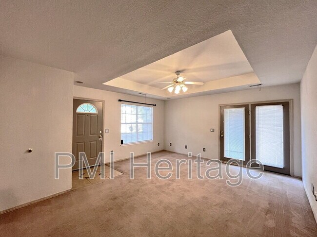 Photo - 886 N Daisy Ln