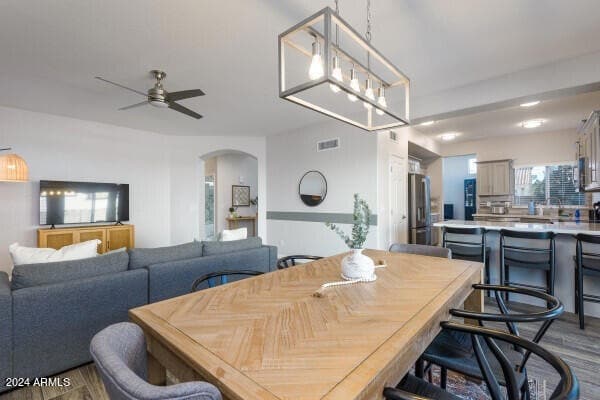 Building Photo - 1568 E San Remo Ave Rental
