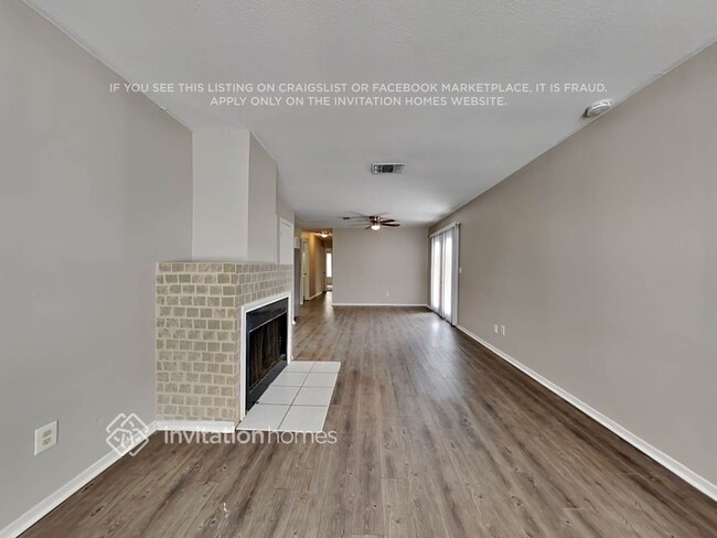 Photo - 421 Casie Ct