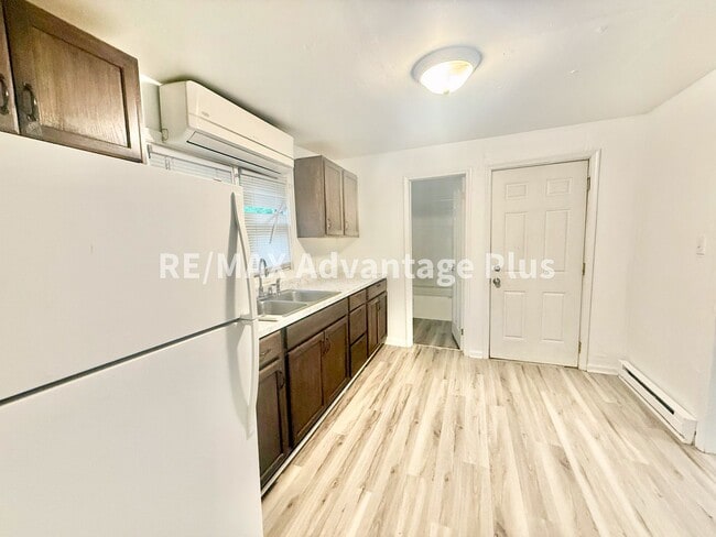Photo - Charming 2 bedroom home walking distance to Downtown & Longwood Univeristy