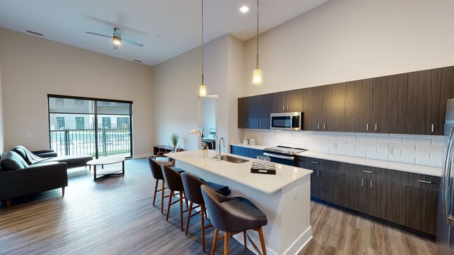 Photo - Zen City Center Apartments