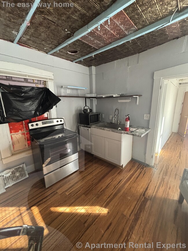 Photo - 2 Appian Way Unit #1