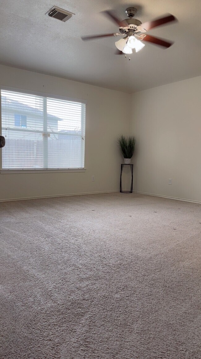 Building Photo - 20814 Sandy Bay Ln