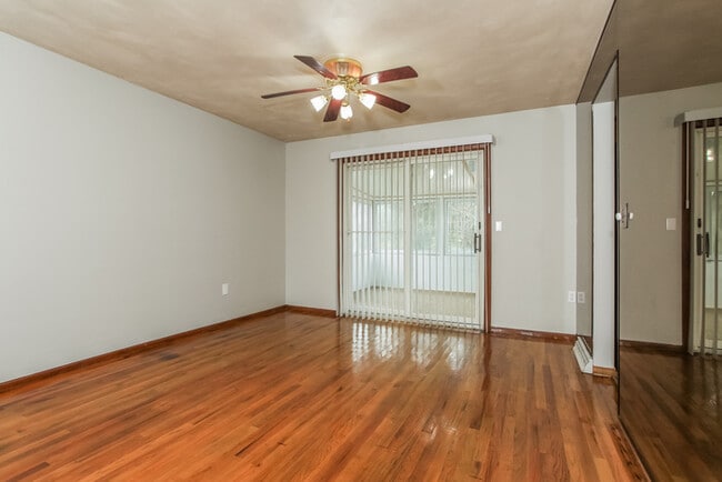 Photo - 8023 Barrett Rd