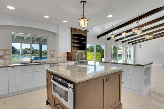 Photo - 8631 Steeplechase Dr