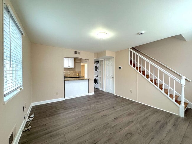 Photo - 5612 7th Rd S