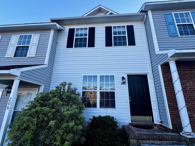 Photo - 204 Meadowbrook Ln