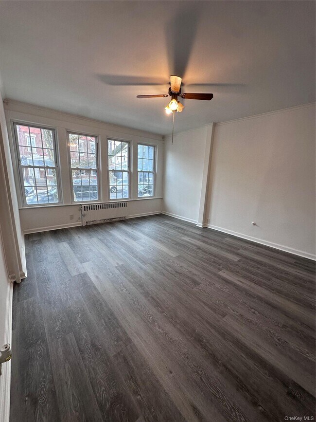 Photo - 72-36 67th Pl Unidad 2