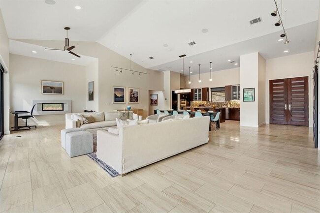Photo - 3605 Robbins Rd