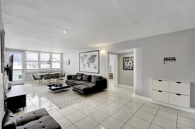 Photo - 3725 S Ocean Dr Unit 1519