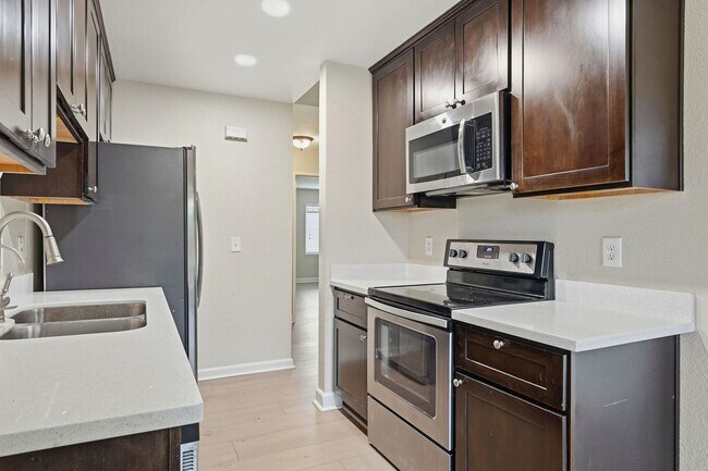 Photo - 1688 Branham Park Pl