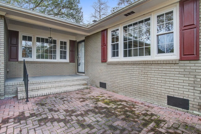 Photo - 1248 Winchester Dr