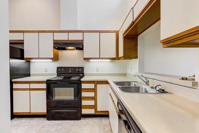 Photo - 5013 Scheibler Rd