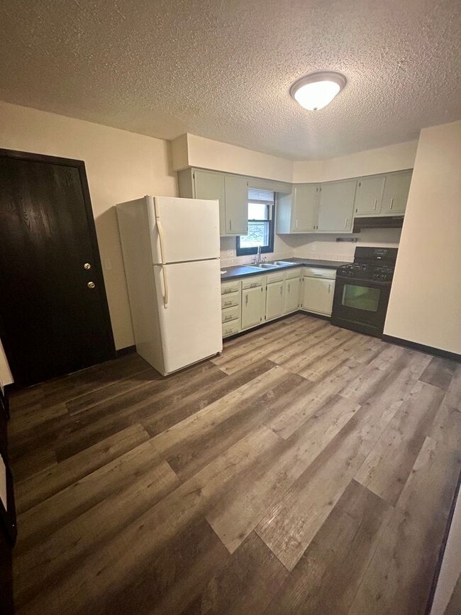 Photo - Two Bed Duplex with Garage