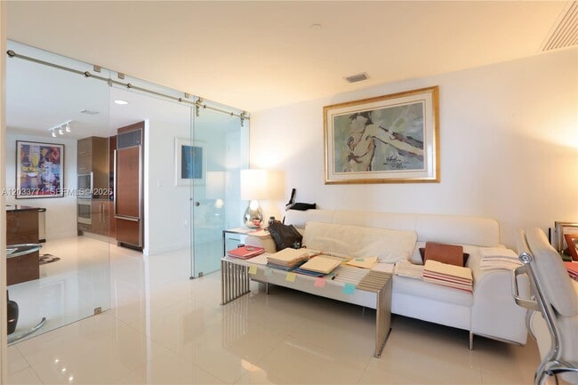 Photo - 495 Brickell Ave Unit 4703