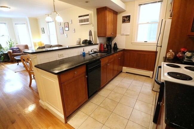 Photo - 8 Caldwell Ave Unidad 2